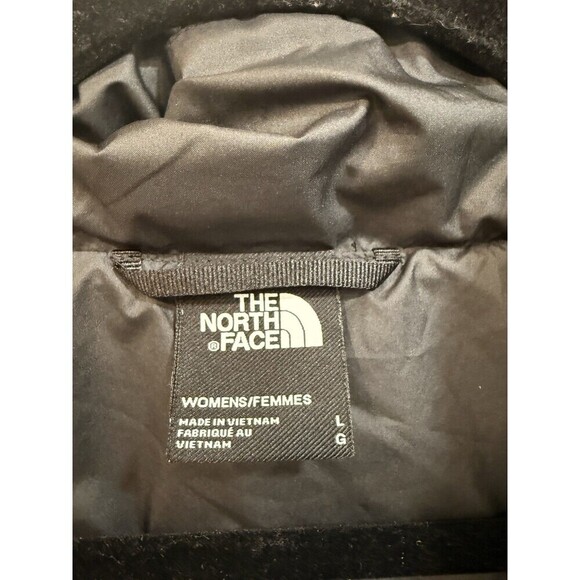 The North Face Everyday Insulated Puffer Vest Womens Large Has A Logo Black - Picture 8 of 11
